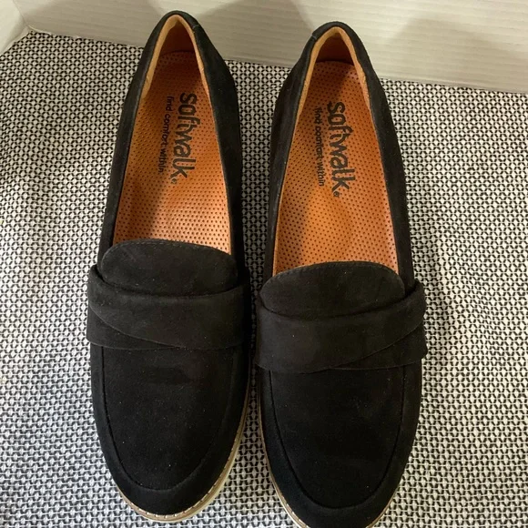 SoftWalk Walsh Black Suede Sli -On Loafers size 8.5.‎ Preppy,career,minimalist - Picture 3 of 15